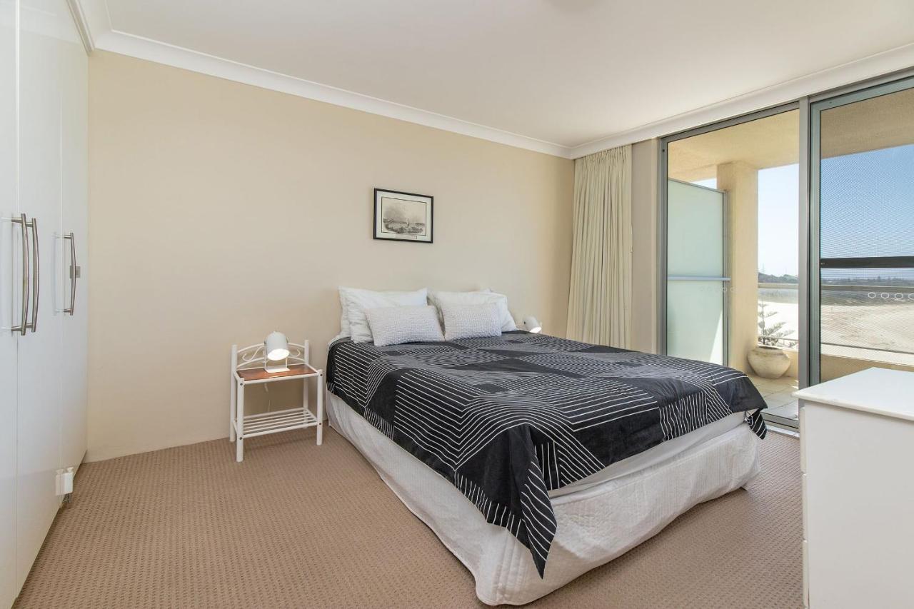 Beachpoint 402 - Linen Not Included Форстер Экстерьер фото